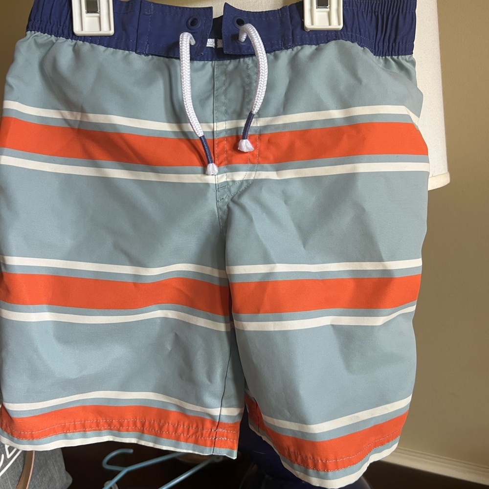 EUC!!! Mini boden boys Striped Swim Shorts size 7-8